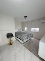 5801 NW 113th Ter 4, Hialeah, FL 33012