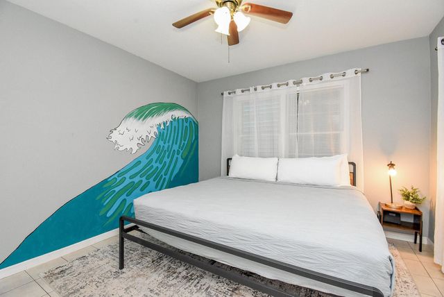 2209 Saladia Street, Galveston, TX 77551