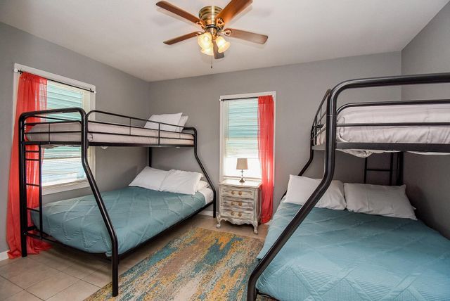 2209 Saladia Street, Galveston, TX 77551