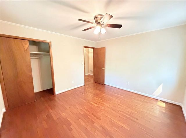 200 Dogwood Drive, Canton, GA 30114