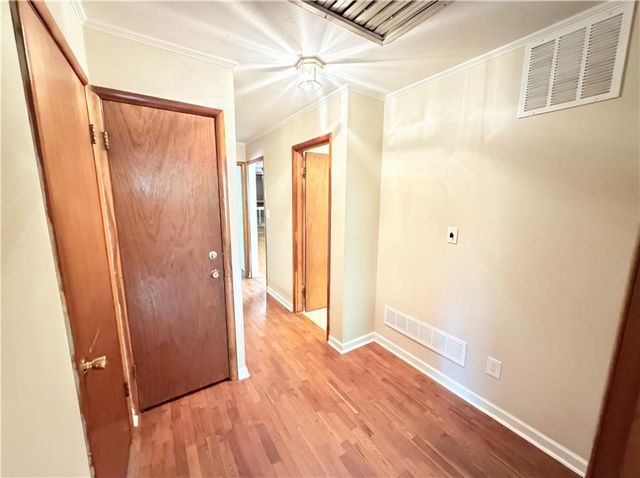 200 Dogwood Drive, Canton, GA 30114