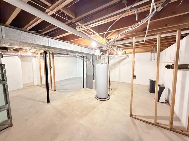 200 Dogwood Drive, Canton, GA 30114