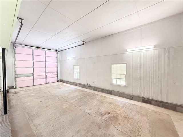 200 Dogwood Drive, Canton, GA 30114