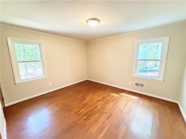 200 Dogwood Drive, Canton, GA 30114