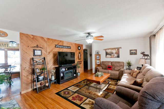 1005 W Poplar Avenue, Cameron, WI 54822