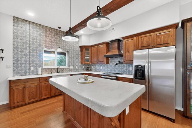 2 Ethel Sandlin Lane, Sandia Park, NM 87047