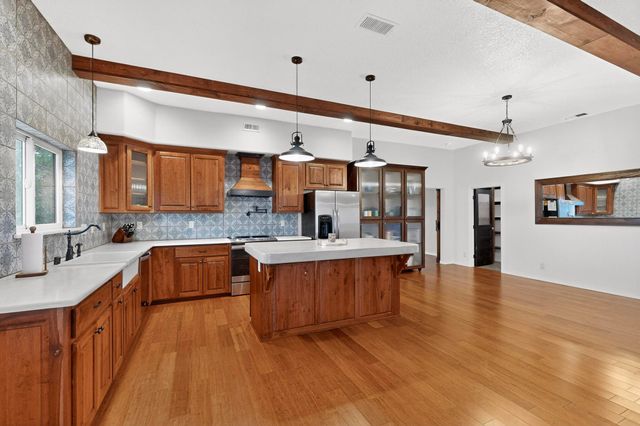 2 Ethel Sandlin Lane, Sandia Park, NM 87047