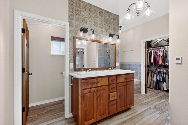 2 Ethel Sandlin Lane, Sandia Park, NM 87047