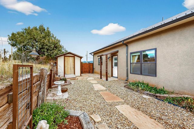 2 Ethel Sandlin Lane, Sandia Park, NM 87047
