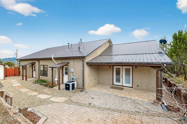 2 Ethel Sandlin Lane, Sandia Park, NM 87047