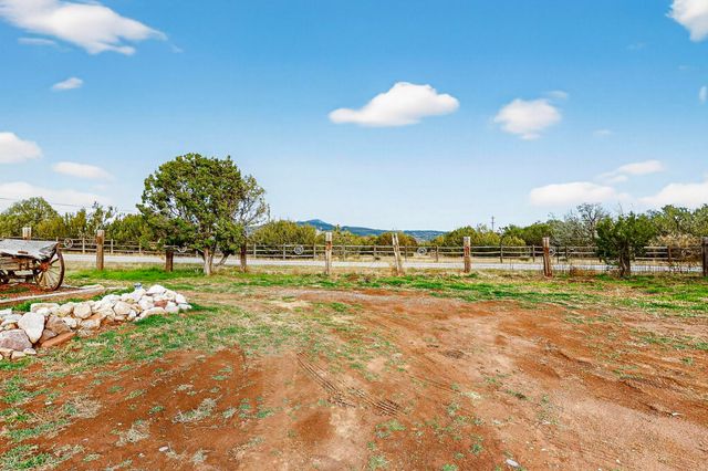 2 Ethel Sandlin Lane, Sandia Park, NM 87047