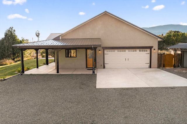 2 Ethel Sandlin Lane, Sandia Park, NM 87047