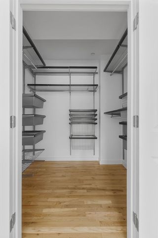 432 Norfolk St 2F, Somerville, MA 02143