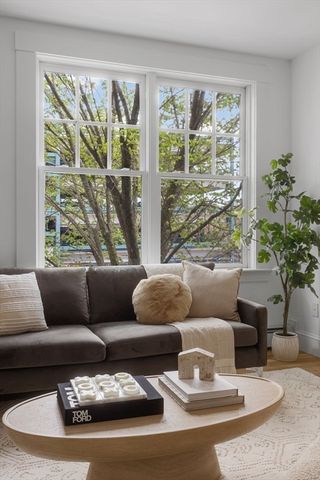 432 Norfolk St 2F, Somerville, MA 02143