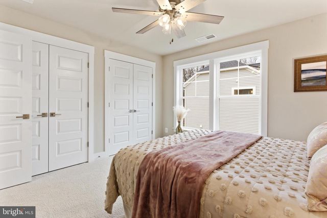 2032 WILLIAM AVE, Essex, MD 21221