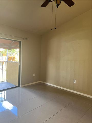 15600 SW 80th St L-212, Miami, FL 33193