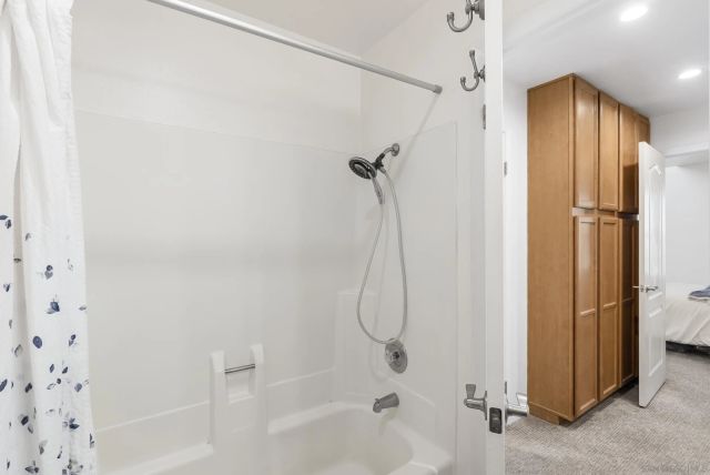 3456 Castle Glen Dr 290, San Diego, CA 92123