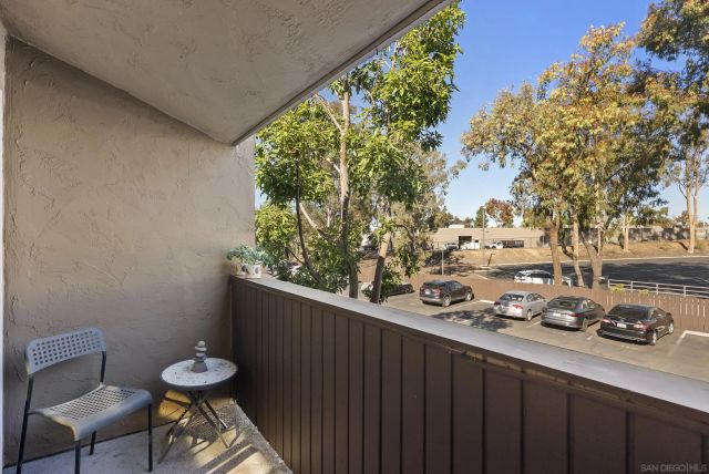 3456 Castle Glen Dr 290, San Diego, CA 92123