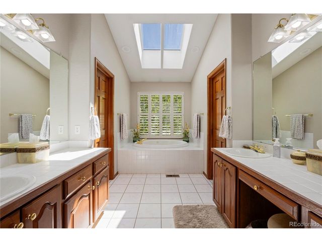10032 Astoria Ct, Lone Tree, CO 80124