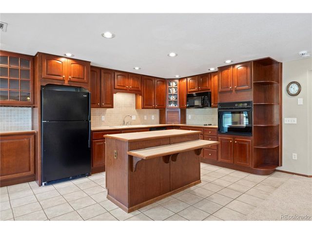 10032 Astoria Ct, Lone Tree, CO 80124
