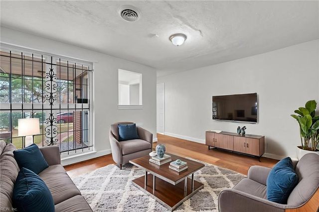 2738 Corprew AVE, Norfolk, VA 23504