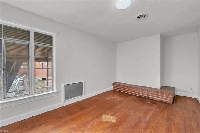 2738 Corprew AVE, Norfolk, VA 23504