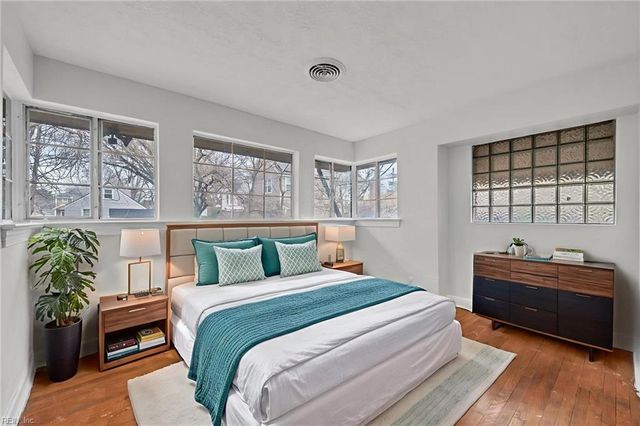 2738 Corprew AVE, Norfolk, VA 23504