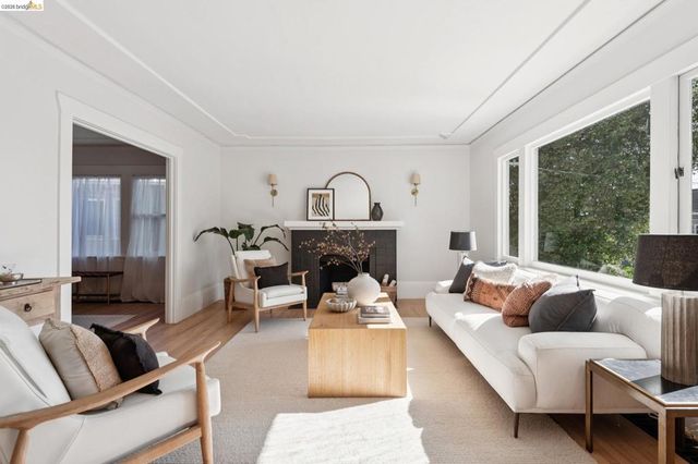 72 Portsmouth, Piedmont, CA 94610