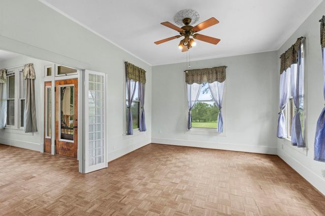 6546 Fm 1854, Dale, TX 78616