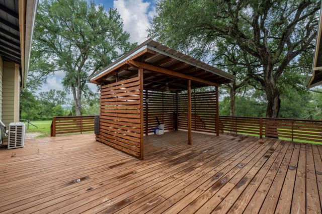 6546 Fm 1854, Dale, TX 78616
