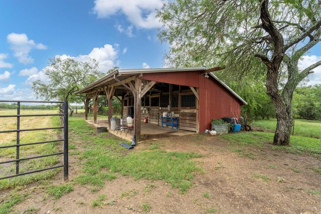 6546 Fm 1854, Dale, TX 78616