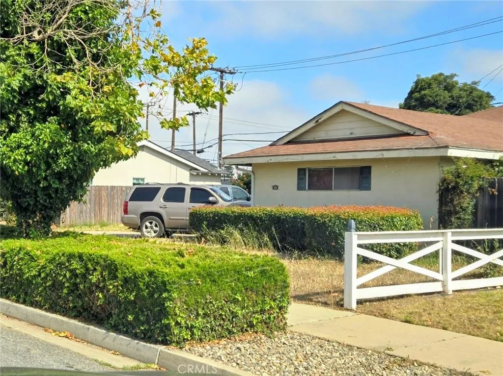 909 E Orange, Santa Maria, CA 93454