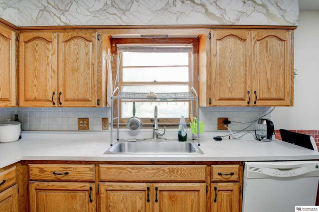6759 Lafayette Avenue, Omaha, NE 68132