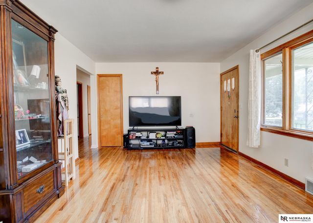6759 Lafayette Avenue, Omaha, NE 68132