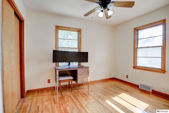 6759 Lafayette Avenue, Omaha, NE 68132