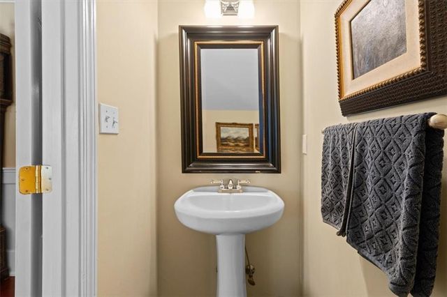 744 Anderson Walk, Marietta, GA 30062