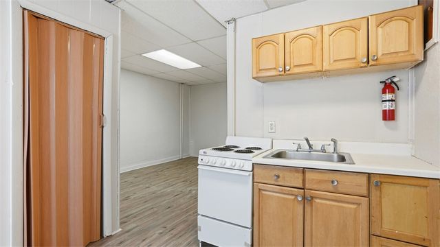 7367 Denniston Ave, Swissvale, PA 15218