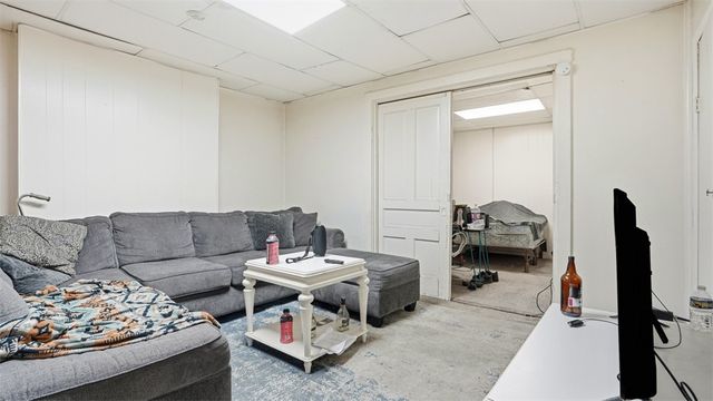 7367 Denniston Ave, Swissvale, PA 15218