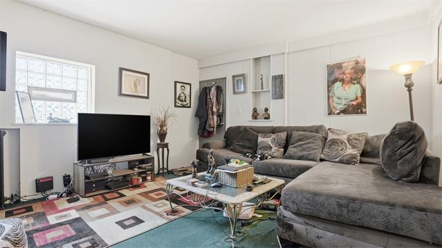 7367 Denniston Ave, Swissvale, PA 15218