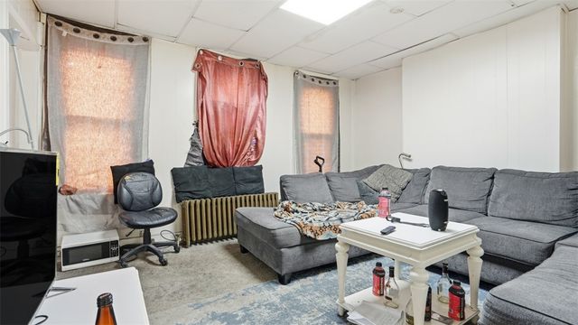 7367 Denniston Ave, Swissvale, PA 15218