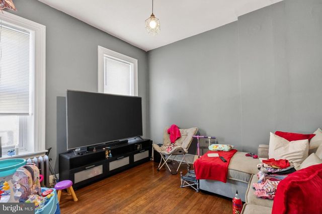 1129 N 9TH ST, Reading, PA 19604