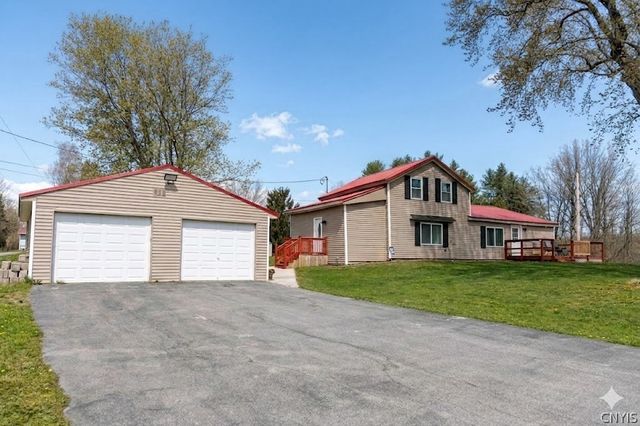 11 Kingdom Road, Volney, NY 13126