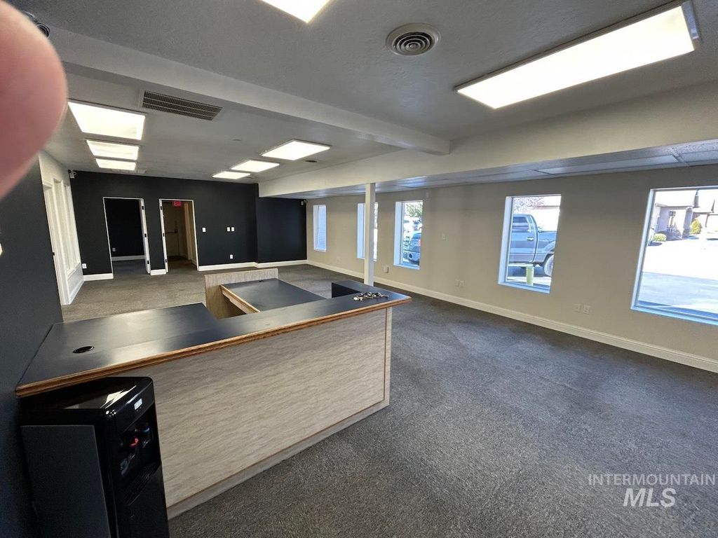 Address unavailable. photo 3