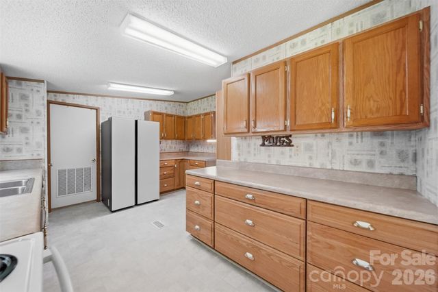 1488 Watermill Road, Morganton, NC 28655