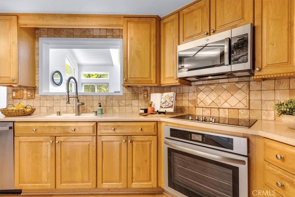 16 Pineoak, Aliso Viejo, CA 92656 — photo 4