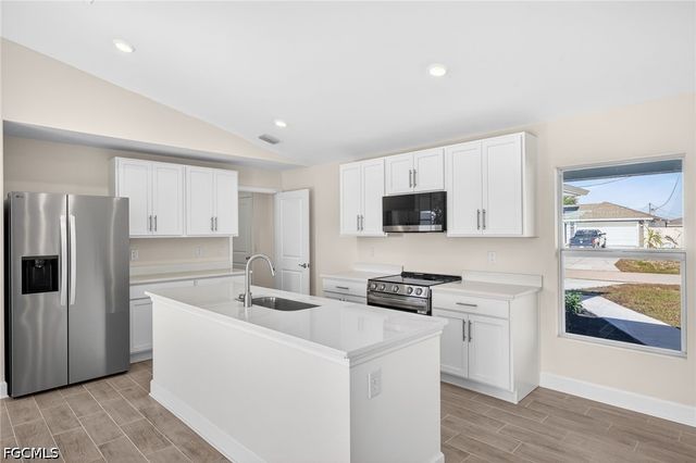 2841 NW 19th AVE, Cape Coral, FL 33993