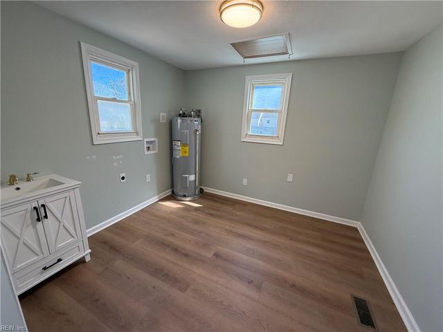 1128 Lilac AVE, Chesapeake, VA 23325