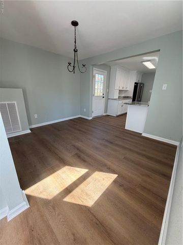 1128 Lilac AVE, Chesapeake, VA 23325