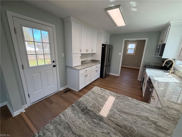 1128 Lilac AVE, Chesapeake, VA 23325