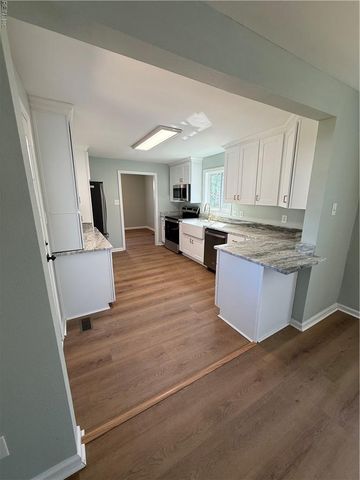 1128 Lilac AVE, Chesapeake, VA 23325